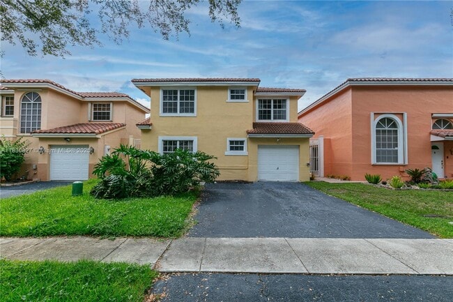 Primary Photo - 2592 W Saratoga Dr