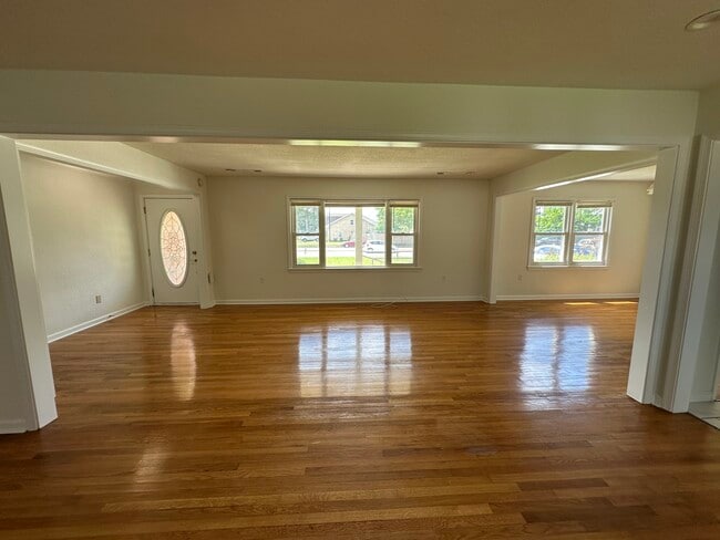 Building Photo - 752 Kempsville Rd