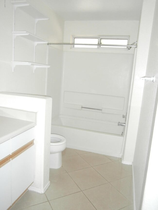Building Photo - 8925 E Citrus Tree Dr