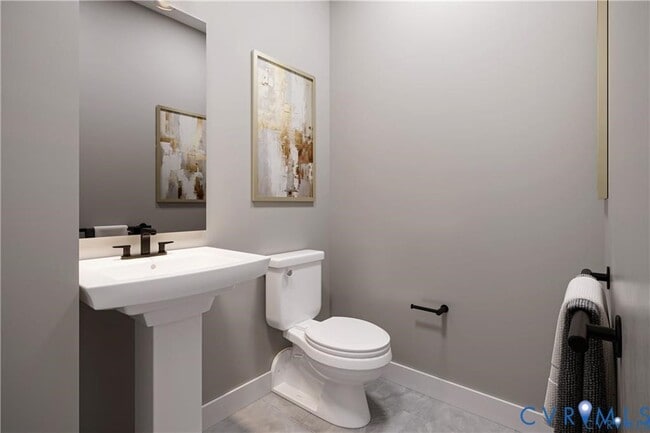 Building Photo - 2807 Calgary Ln