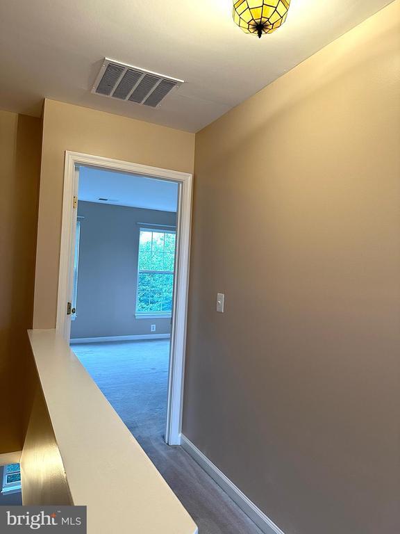 Building Photo - 21057 Pickerelweed Terrace