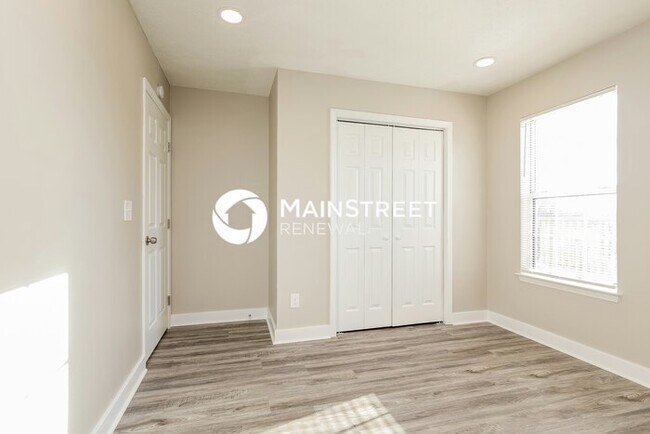 Building Photo - 3 Bedroom Pet-Friendly Home in MURFREESBOR...