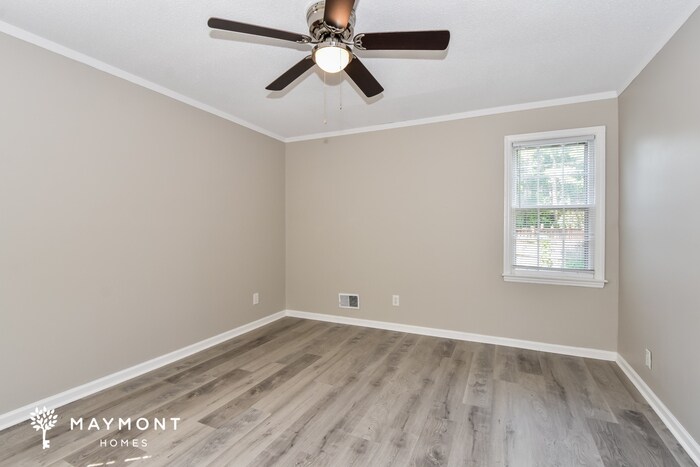 Building Photo - 202 Lockshire Rd