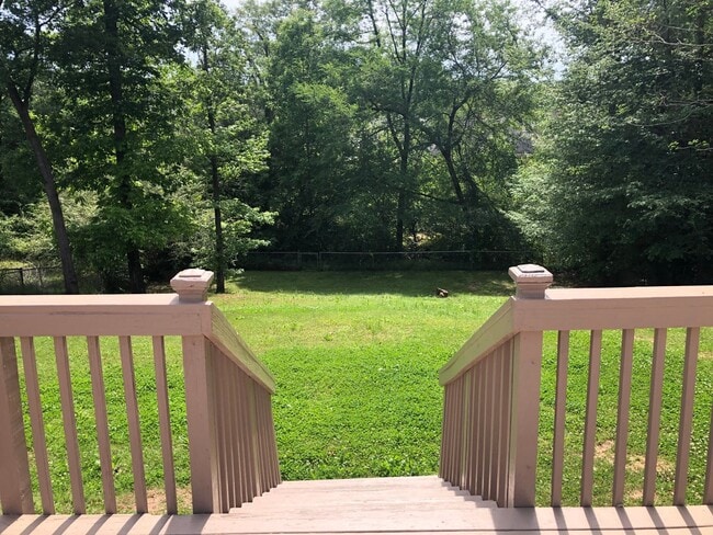 Building Photo - 5438 Brookview Dr
