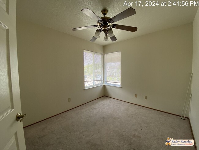 Building Photo - Charming Two Story Home