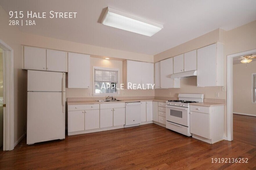 Building Photo - 915 Hale St