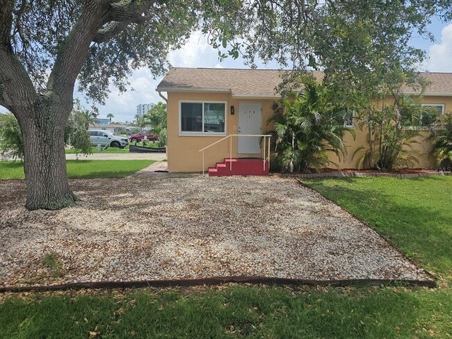 Building Photo - 175 174th Terrace E