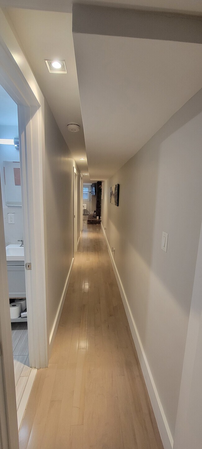 Building Photo - 41 Q St NW