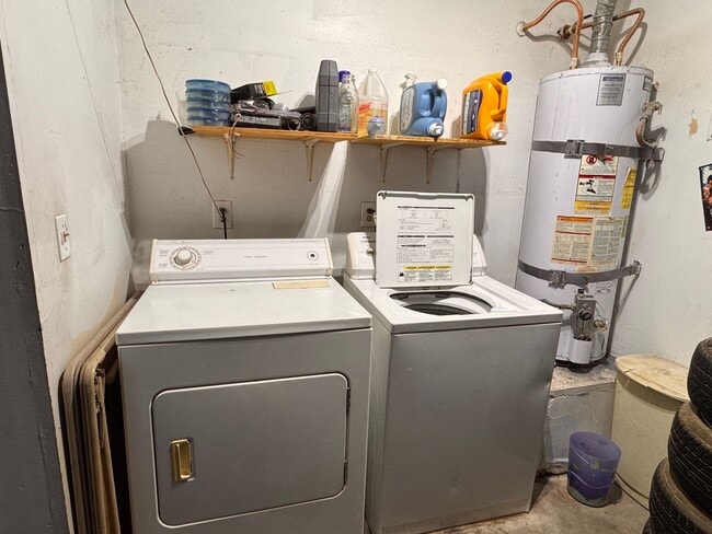 Building Photo - One Story Home For Rent