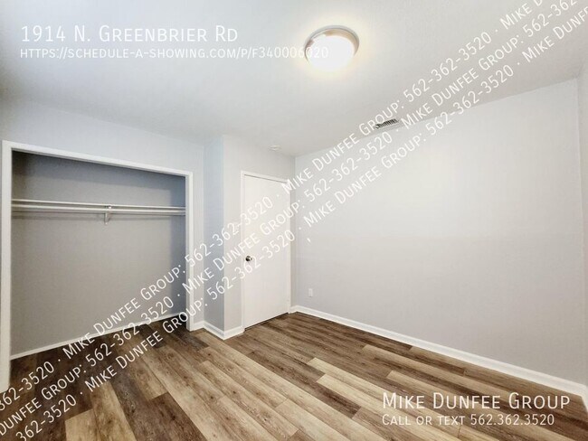 Building Photo - 1914 N Greenbrier Rd