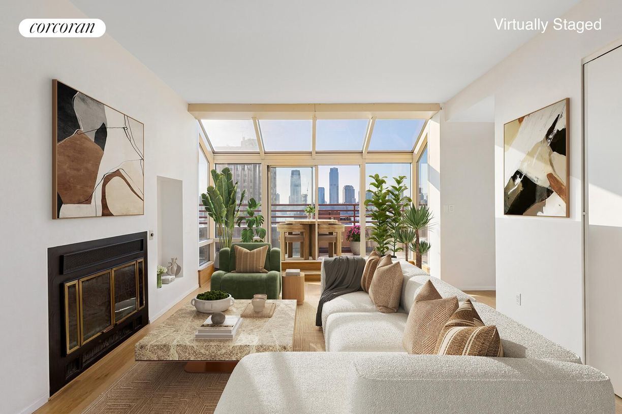 Building Photo - 250 S End Ave