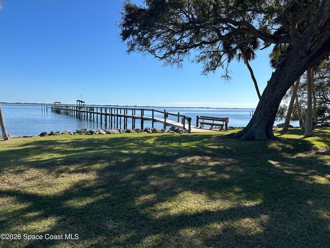 Building Photo - 100 Canebreakers Dr