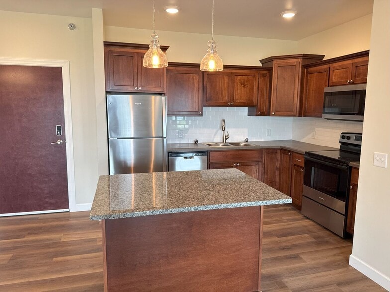 Interior Photo - Red Earth