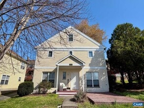 Building Photo - 2302 Fontaine Ave Ext