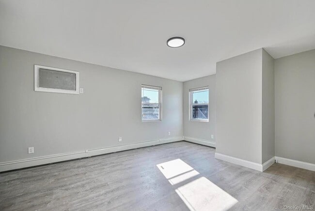 Building Photo - 137-22 Bedell St