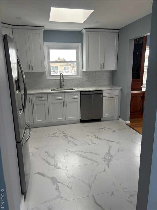 Building Photo - 3497 Weidner Ave