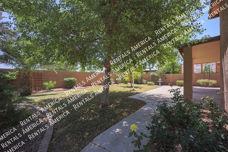 Building Photo - 6061 S Topaz Pl