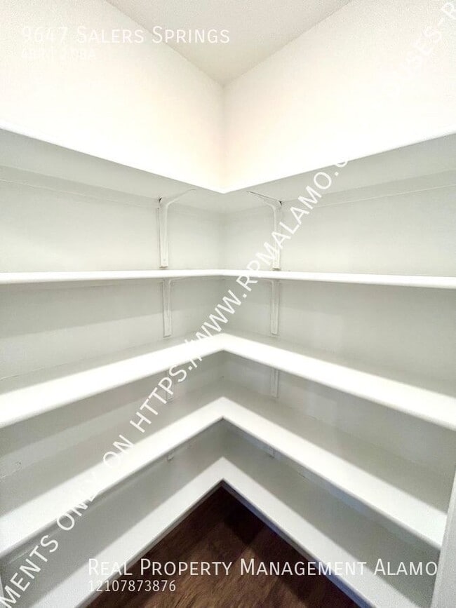 Building Photo - 9647 Salers Springs