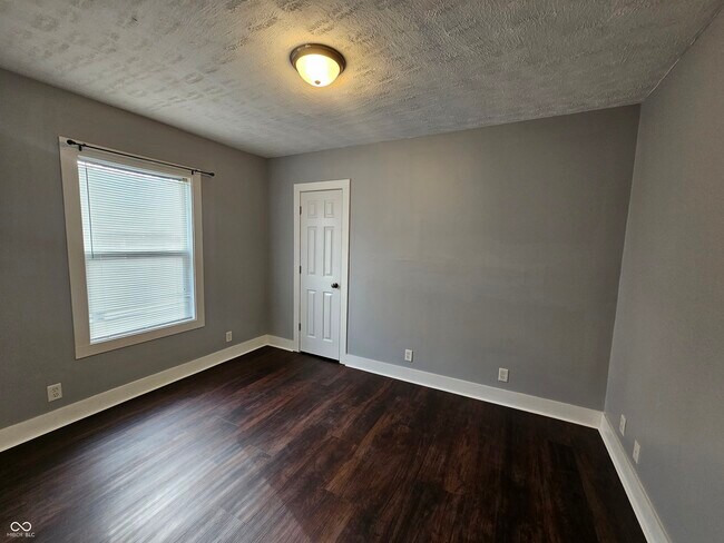 Building Photo - 1728 Noble St