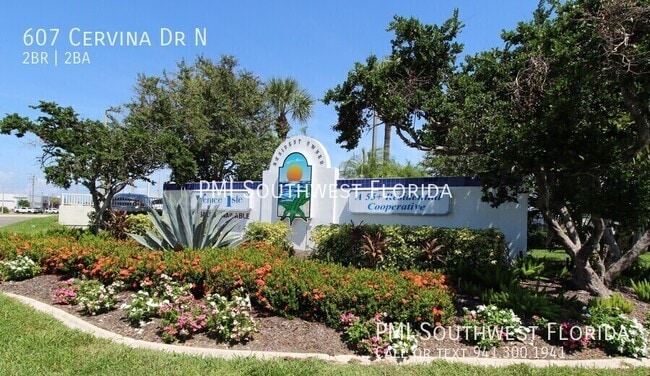Building Photo - 607 Cervina Dr N