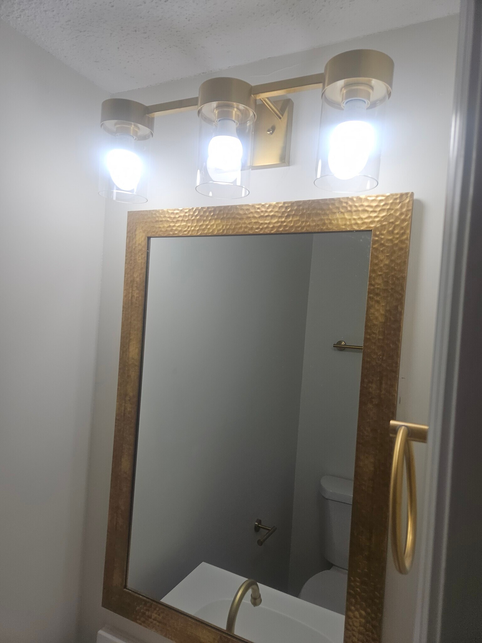 half bath downstairs - 2220 E Victory Dr
