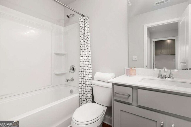 Building Photo - 4030 Cavalier Wy