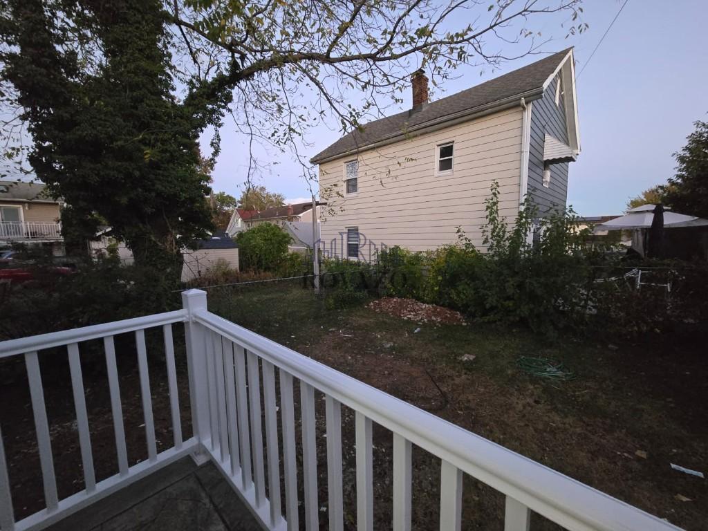 Building Photo - 1283 Broadway