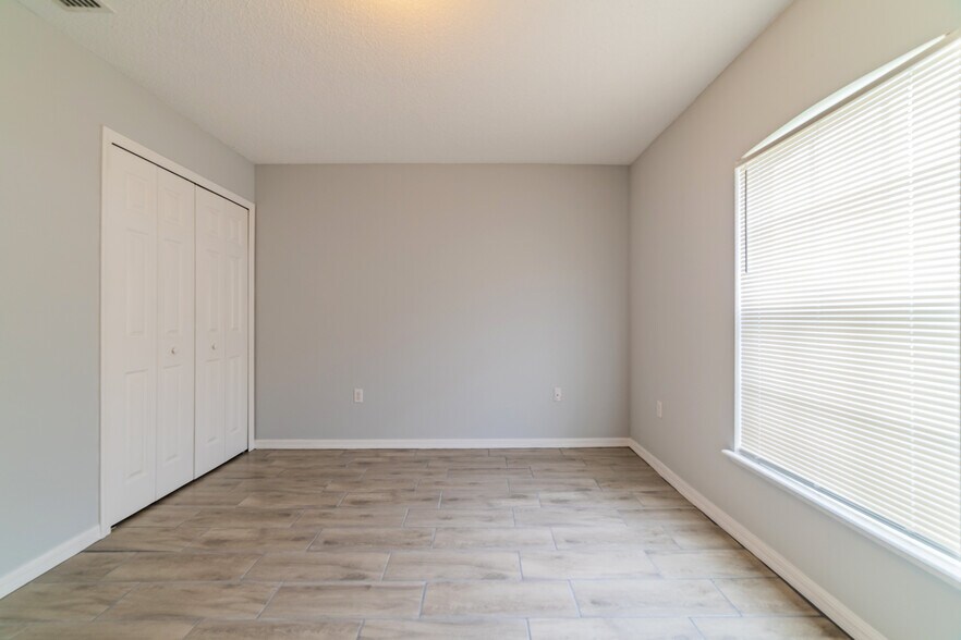 Building Photo - 5396 Berrien Ave