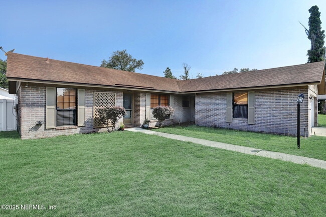Building Photo - 7869 Jeff Dr