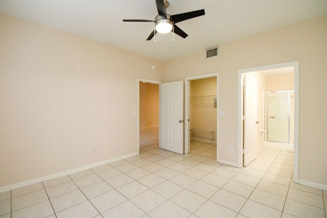 Building Photo - ***2BED/2BATH***PRESERVE VIEW***UPDATED KI...