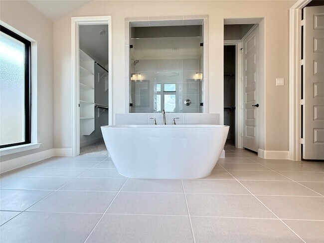Building Photo - 8710 Incandesce Rise Dr