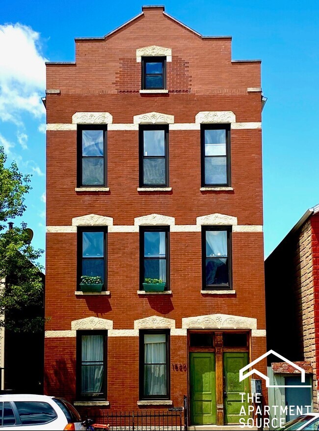 Building Photo - 1820 S Throop St