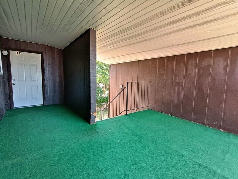 Building Photo - 4536 S 1900 W
