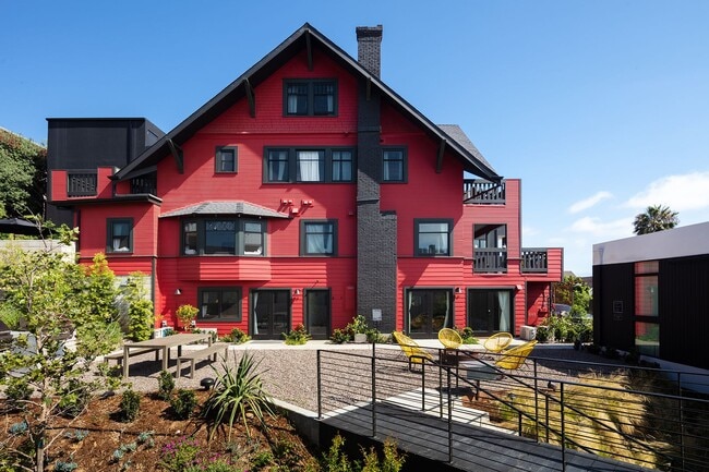 Building Photo - Truax House