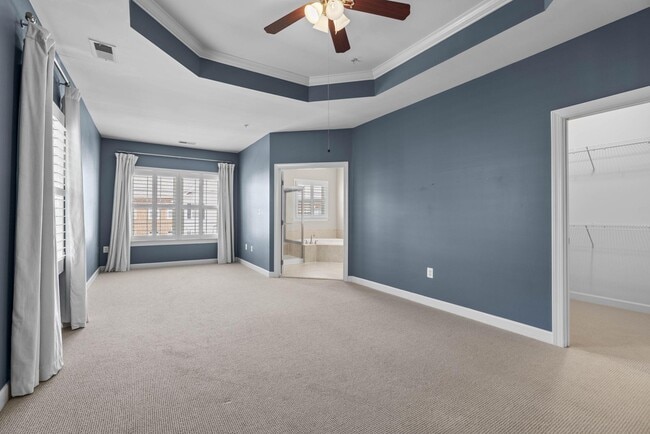 Building Photo - 10512 Old Ellicott Cir