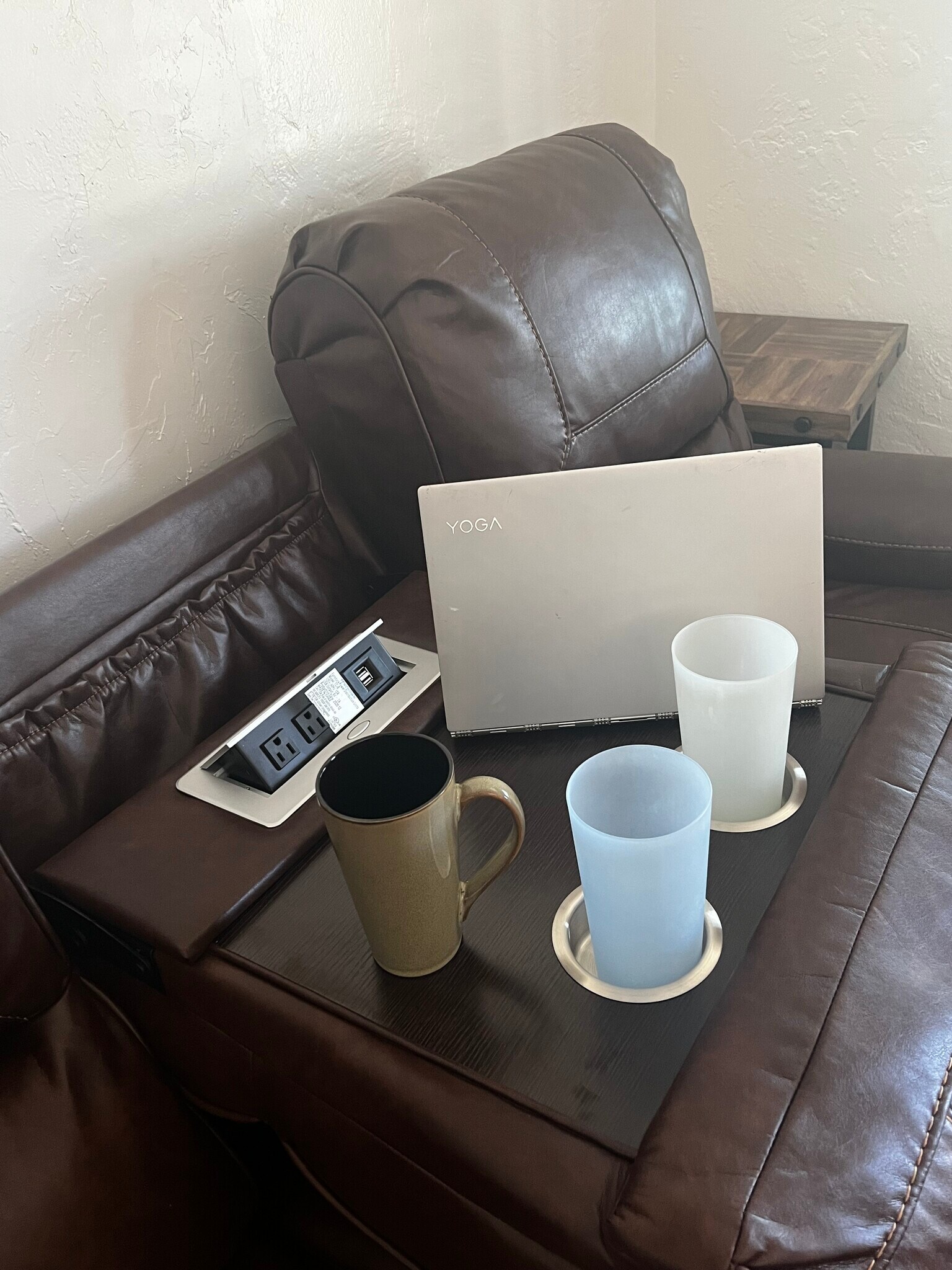 Building Photo - 1512 N Forgeus Ave