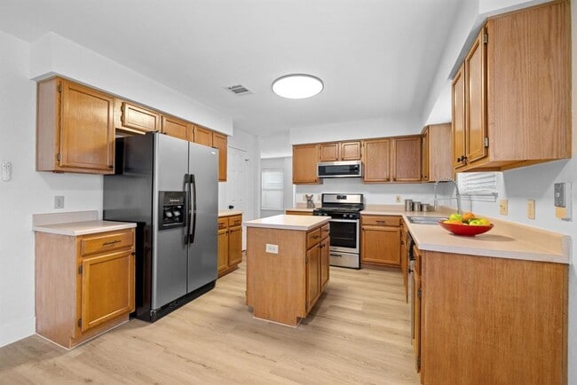 Building Photo - 13108 Tilder Dr