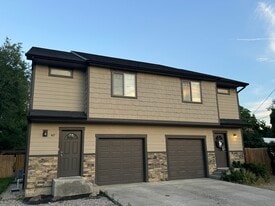 Building Photo - 417 W Ivanhoe Rd
