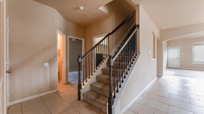 Building Photo - 5506 Casa Calvet Dr