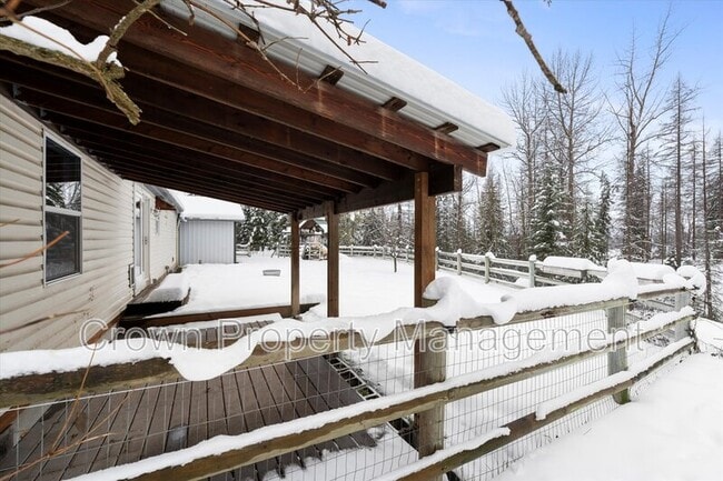 Building Photo - 2520 E Edgewood Dr