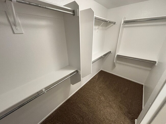 Building Photo - Spacious Tri-Level 4-Bedroom Home with Bal...