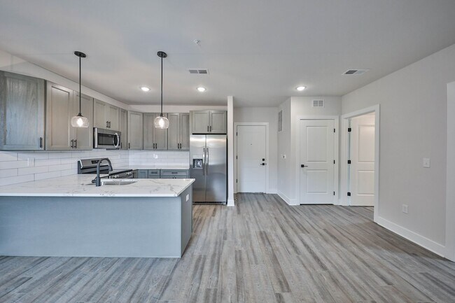 Primary Photo - Brand New Luxury unit on Broadway in Bangor!
