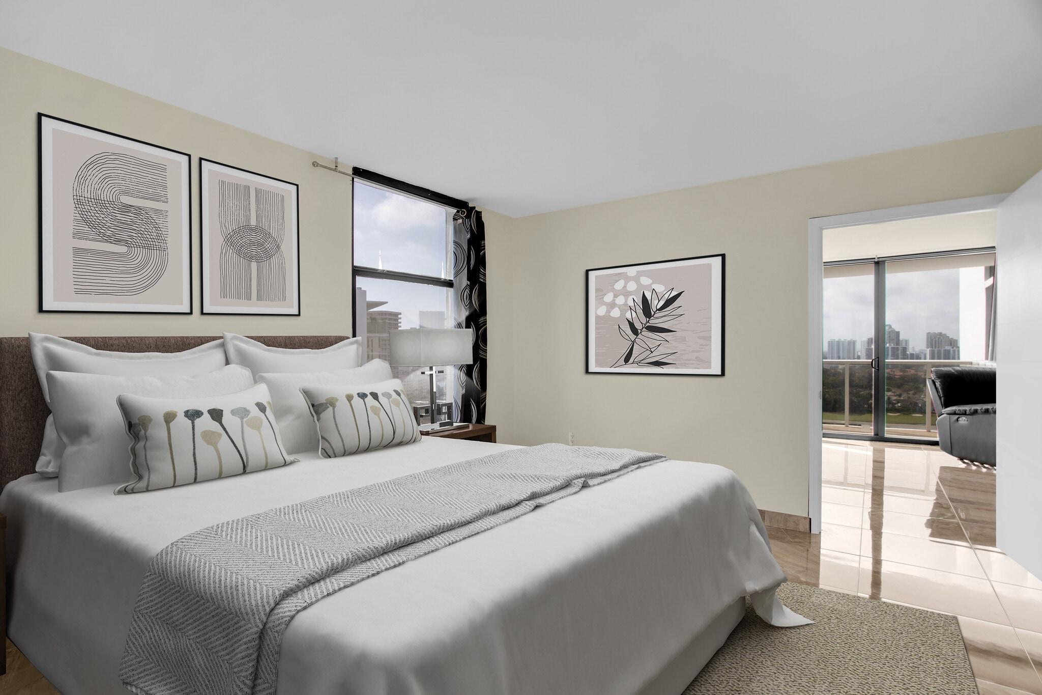Master Bedroom - 3701 N Country Club Dr