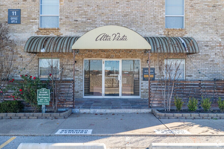 Alta Vista Apartments 700 18th St Plano TX 75074 Apartment Finder