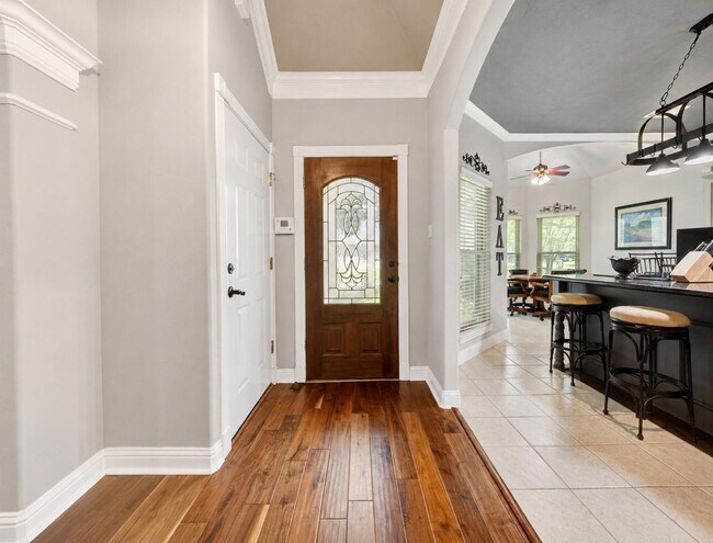 Building Photo - 1811 Emerald Green Dr