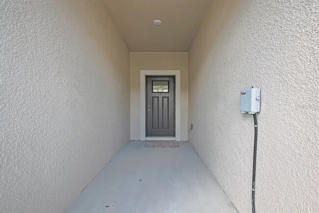 Building Photo - 36144 Risa Michele St