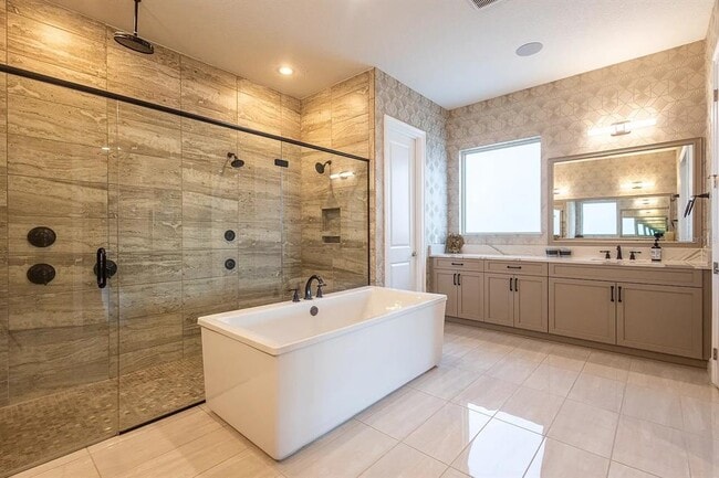 Building Photo - 15711 Panther Lake Dr