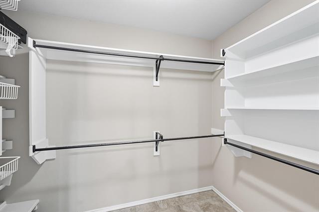 Building Photo - 3103 Creekwood Dr