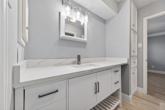 Building Photo - 206 Mill Trail Dr