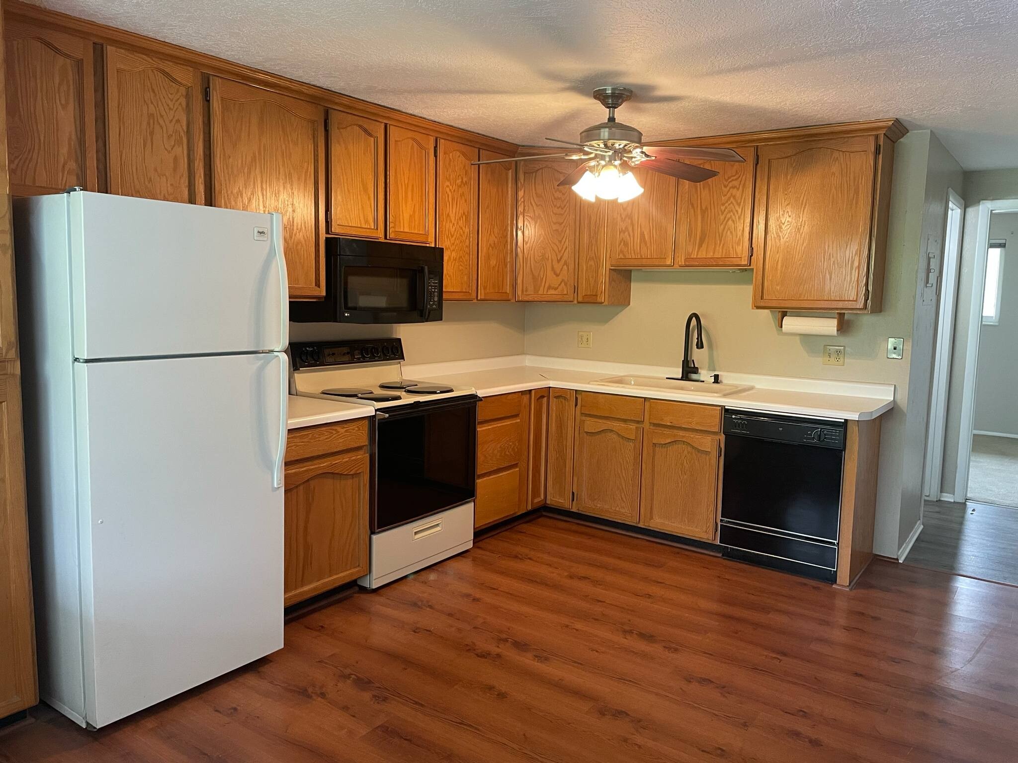Building Photo - 4734 S 700 E